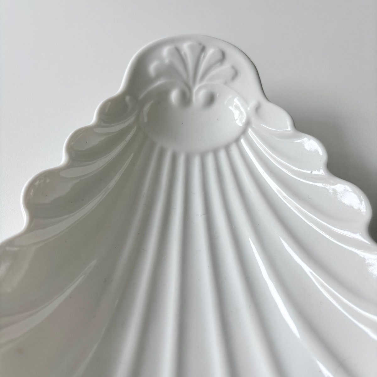 リモージュ Limoges France シェル型ラヴィエ coquille | Gui an