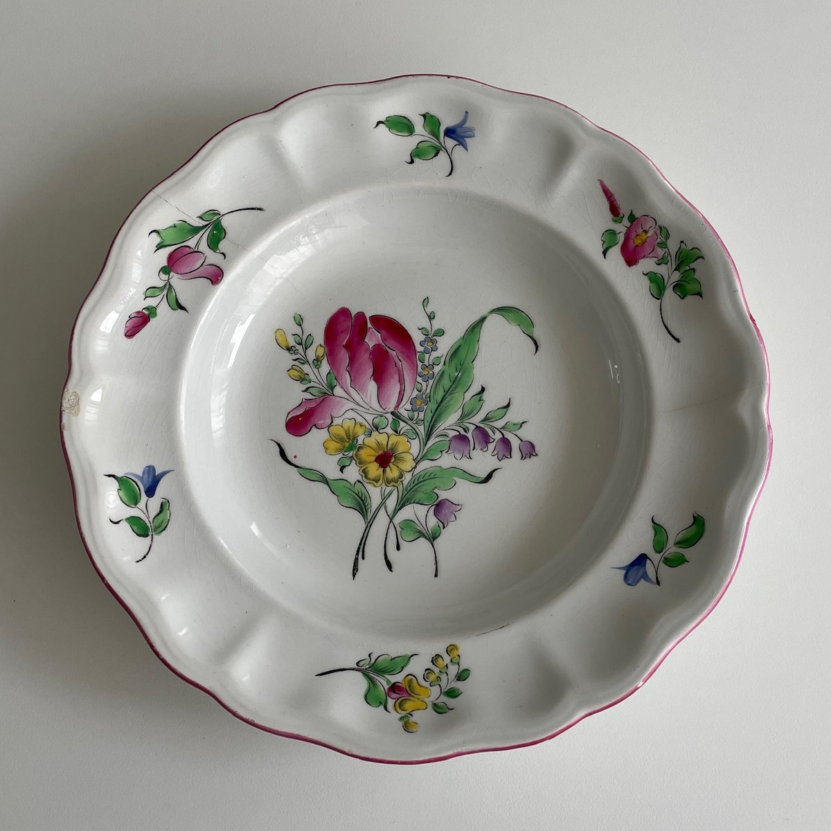 フランス アンティーク　リュネヴィル パニエ皿 Luneville チューリップ リュネヴィル Luneville レヴェルヴェール チューリップの深皿 | Gui