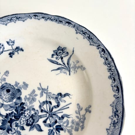サルグミンヌ U&C Sarreguemines FONTANGES dinner plate C
