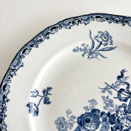 サルグミンヌ U&C Sarreguemines FONTANGES dinner plate D