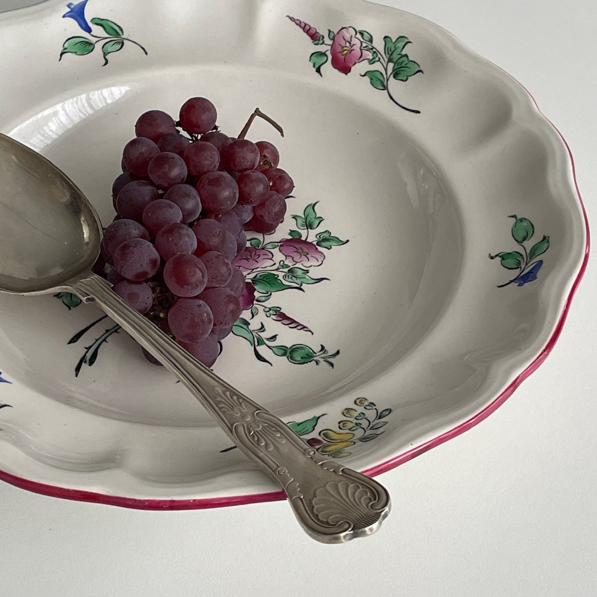 リュネヴィル Luneville ストラスブール 薔薇のブーケの深皿