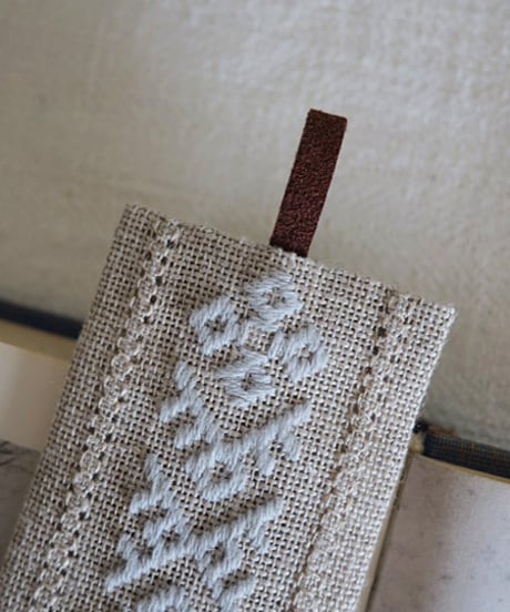 (受注生産) Plattsom - Embroidery Kit・Bookmark [ Dalsom ] Light gray - Cotton Thread (EK-066)