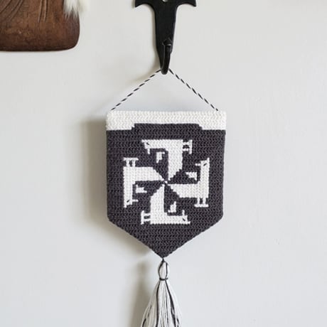 Tvistsom - Embroidery Work・Ornament ★作品販売★ [ Birds-Pinwheel ] Black - Linen&C Thread (EW-002)