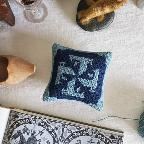 (受注生産) Tvistsom - Embroidery Kit・Square  [ Birds-Pinwheel ] Navy x Blue green - L&C Thread (EK-057)