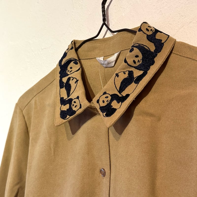 襟元刺繍ブラウス | ぱんだ珈琲店 通販部