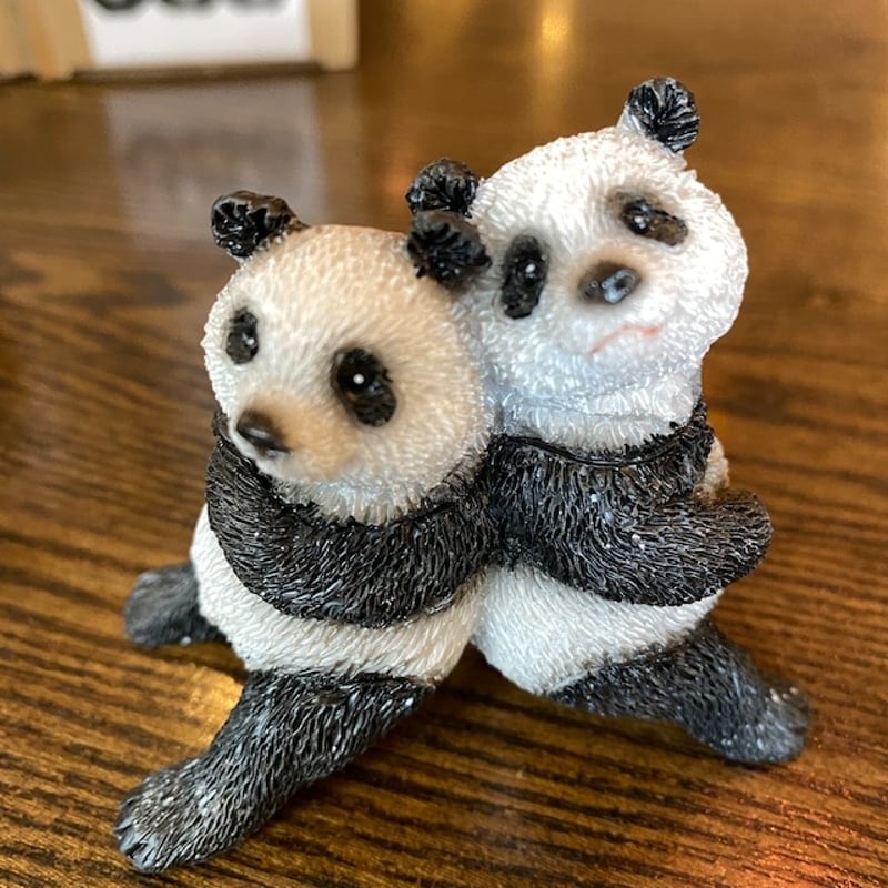 可愛らしいパンダのオブジェシリーズ 『仲良しパンダ』 | ぱんだ珈琲店