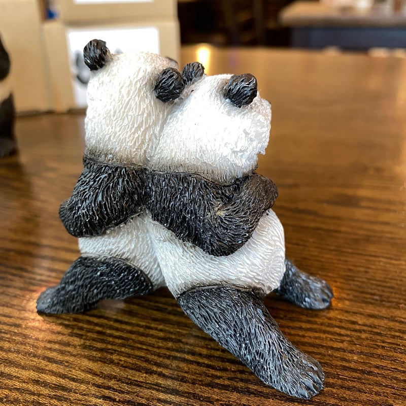 可愛らしいパンダのオブジェシリーズ 『仲良しパンダ』 | ぱんだ珈琲店