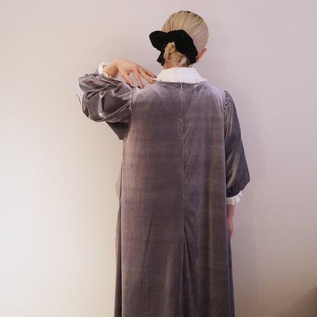 GO GO VINTAGE! VELOUR DRESS - gray diamond