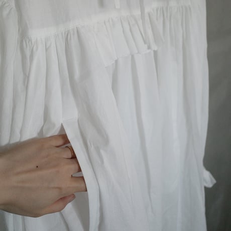 CANDY SLEEVE ANORAK？ DRESS - WHITE