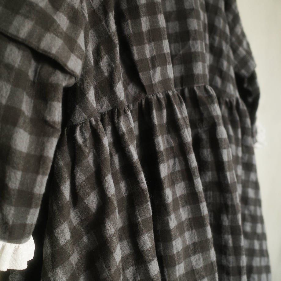 693f5fb929bb803c857655e4
