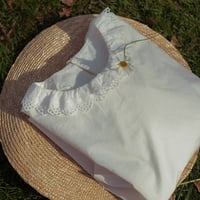 go vintage! frill short blouse - handkerchief white