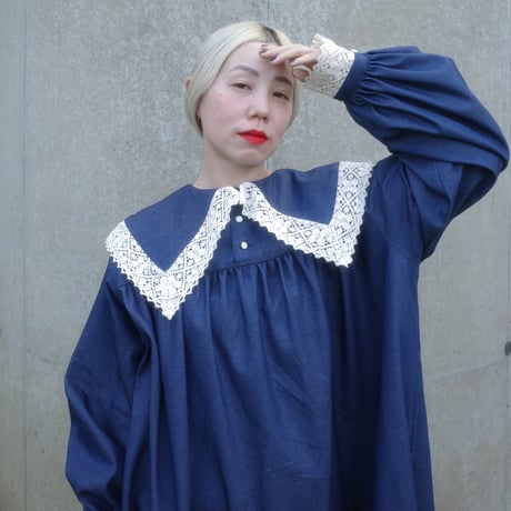 "walk happily" lace collar dress - navy