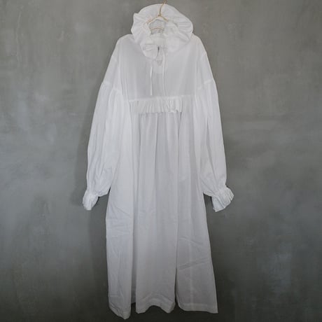 CANDY SLEEVE ANORAK？ DRESS - WHITE