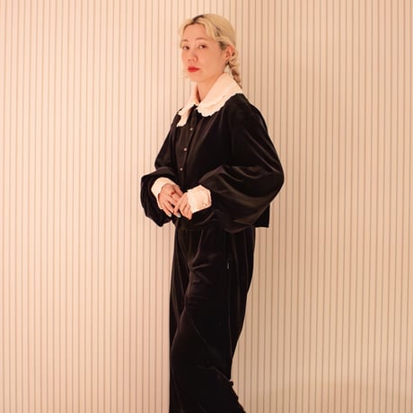 GO GO VINTAGE!  VELOUR BOLERO JACKET - onyx