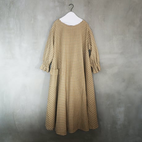 ON/OFF CHECK 182 DRESS - BEIGE QUEEN