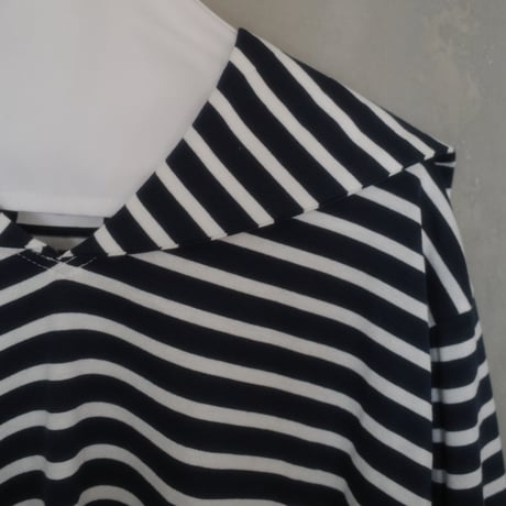 182 sailor collar border tops - calm navy