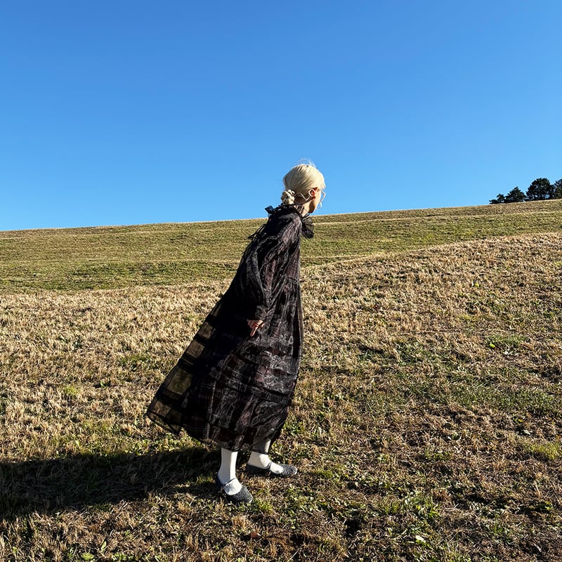madder madder オーガンジータックドレスワンピース madder madder オーガンジータックドレスワンピース