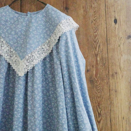 【3/5〜再予約販売】"skip happily" lace collar dress - light blue