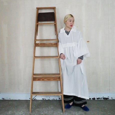 CANDY SLEEVE ANORAK？ DRESS - WHITE