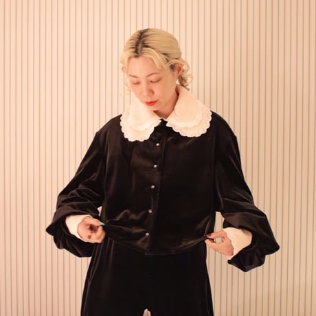 GO GO VINTAGE!  VELOUR BOLERO JACKET - onyx