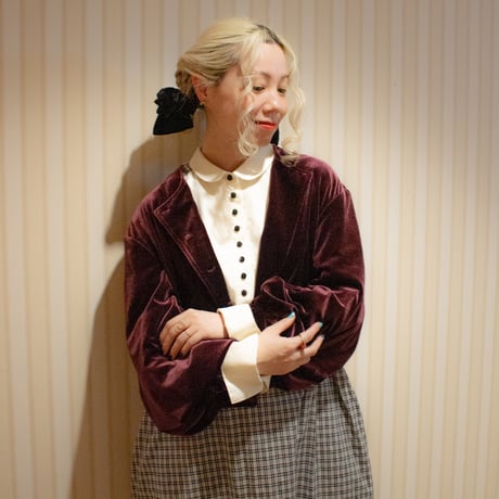 GO GO VINTAGE!  VELOUR BOLERO JACKET - garnet