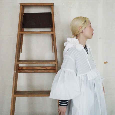 CANDY SLEEVE ANORAK？ DRESS - WHITE