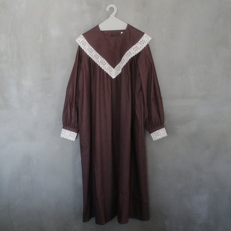 "walk happily" lace collar dress - brown