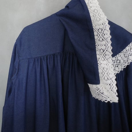 "walk happily" lace collar dress - navy