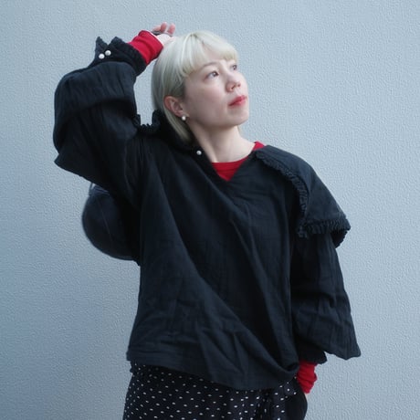SHELTER BLOUSE - black hole