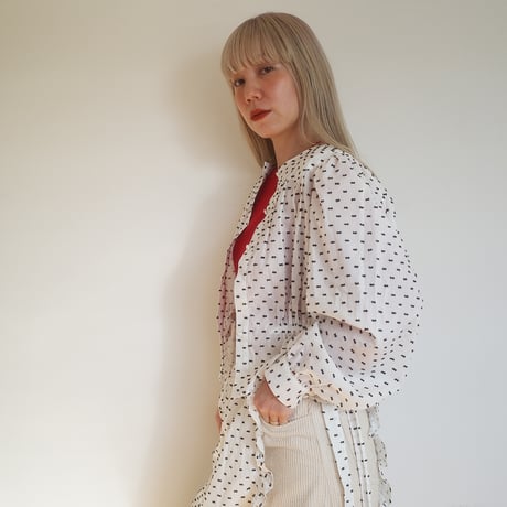 Tang Yuan Parlor's BLOUSE - mochi2 white