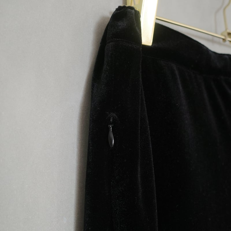 GO GO VINTAGE! VELOUR PANTS - onyx | madder m