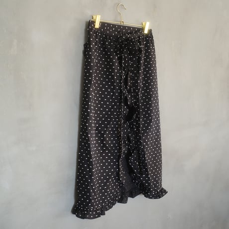 Tang Yuan Parlor's APRON - toro2 black
