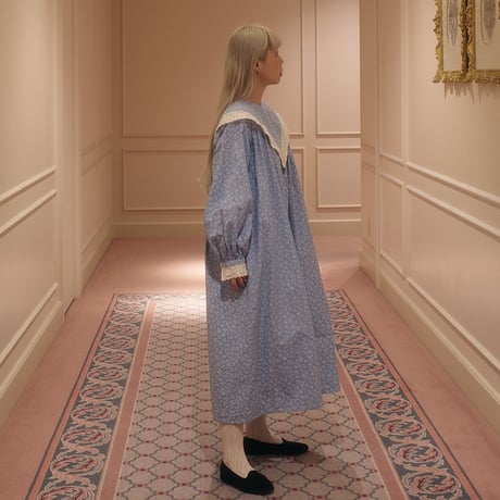 【3/5〜再予約販売】"skip happily" lace collar dress - light blue