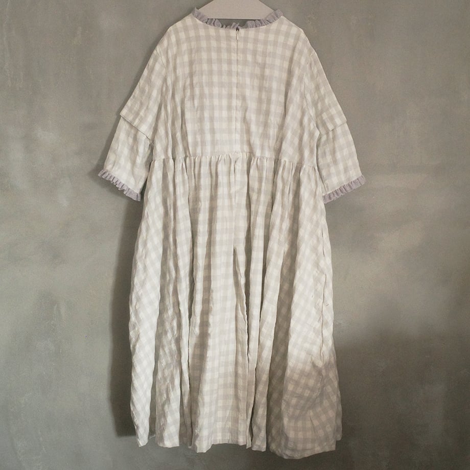 693f5f5829bb8028ee7655b6