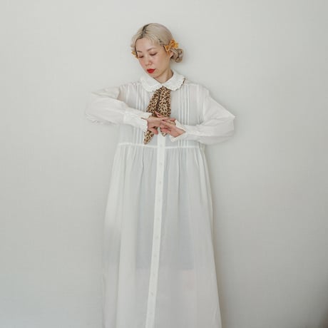 GO GO VINTAGE! TUCK FRILL DRESS - WHITE