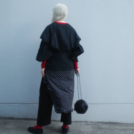 Tang Yuan Parlor's APRON - toro2 black
