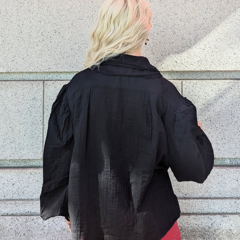 GO GO VINTAGE! BLOUSE - BLACK×BLACK | madder ma