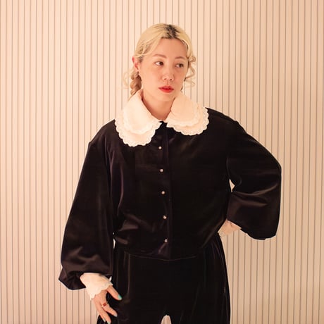 GO GO VINTAGE!  VELOUR BOLERO JACKET - onyx