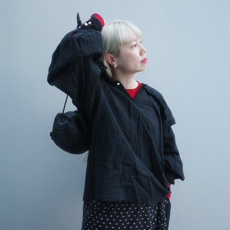 SHELTER BLOUSE - black hole