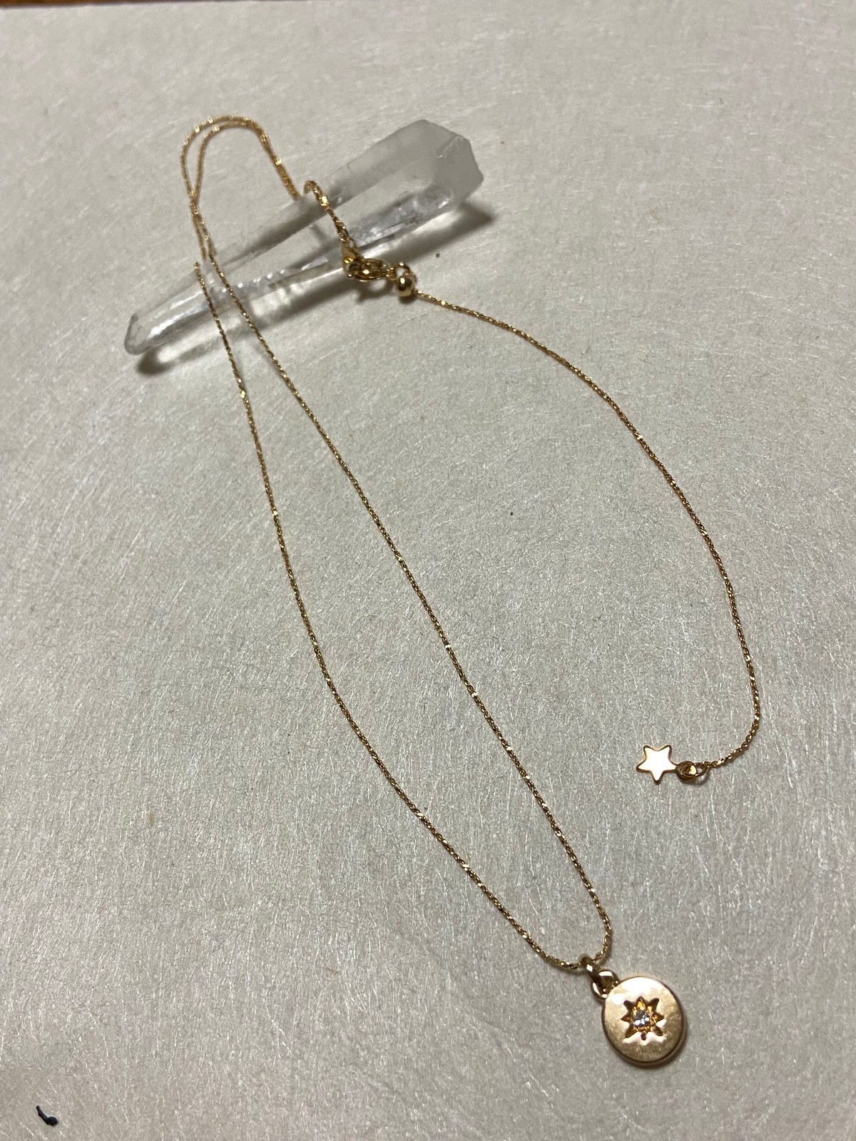 LKサロン 星ネックレス 小 18k WG (スライドチェーン) LKサロン 星ネックレス 小 18k WG (スライドチェーン) スライド