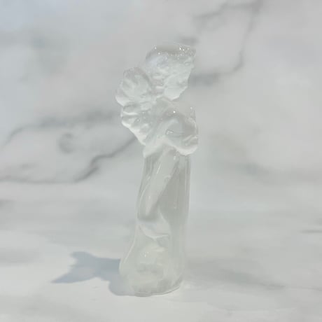 セレナイト彫刻　天使A