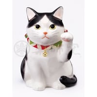 うちの招き猫　ハチワレ　左手