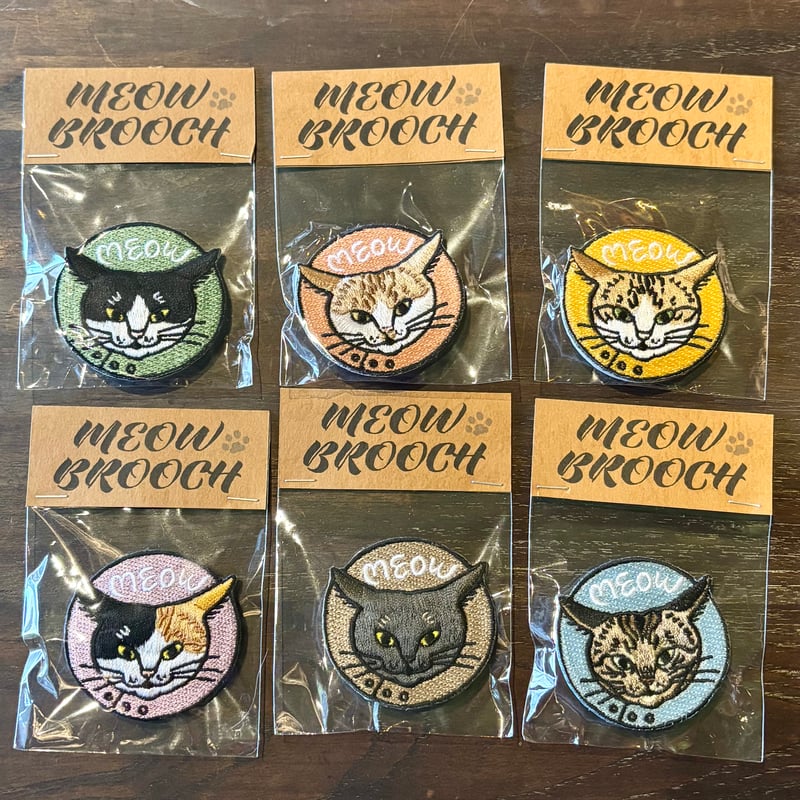 喫茶こぐまや 刺繍ブローチ | 泥猫倶楽部