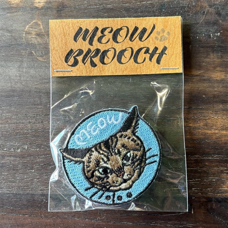 喫茶こぐまや 刺繍ブローチ | 泥猫倶楽部