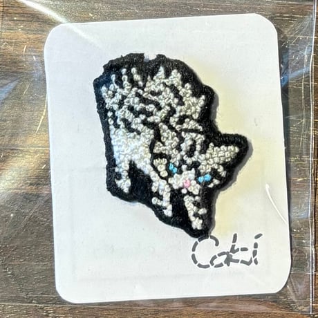 ｃｏｋｉ やんのか猫 刺繍ブローチ