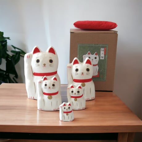 はりこーシカ 招き猫 白