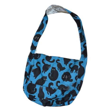 黒猫柄ショルダーバッグ