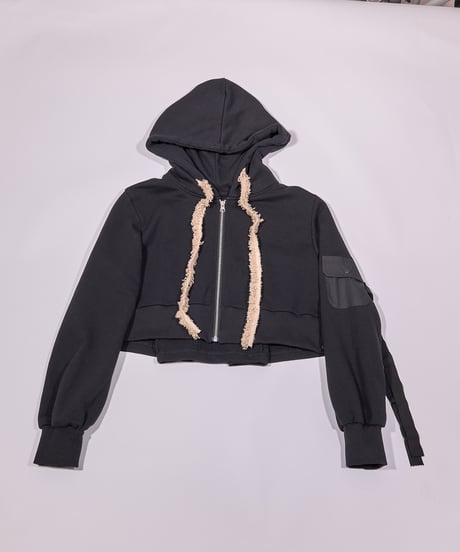 フリルスウェットパーカー / LL25OPK01 BLACK