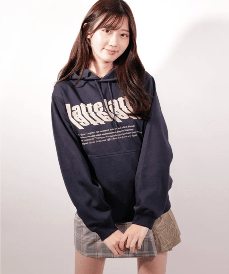 latteto バンド風プリントパーカー / LT25PPK01 NAVY