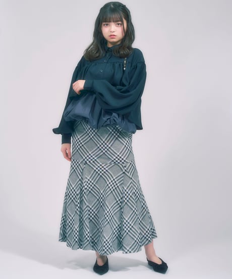 クロップド　ギャザーBL  / LL25BL02 BLACK